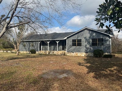 /international/us/6415-george-deen-rd-broxton-ga-110104582851/