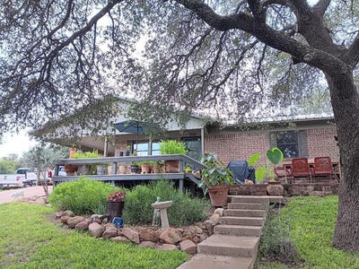 /international/us/1404-stengel-st-mason-tx-110100924087/