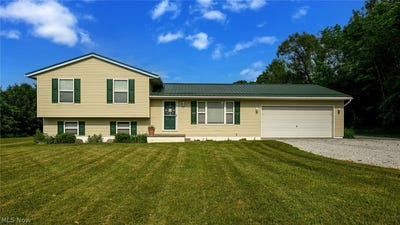 /international/us/2609-erhart-road-medina-oh-110108934371/