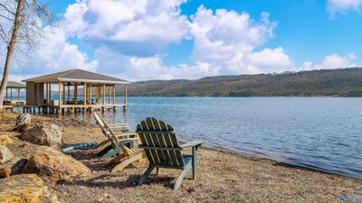 /international/us/675-monte-sano-drive-scottsboro-al-110097595993/