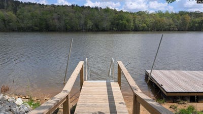 /international/us/605-living-waters-drive-great-falls-sc-110098486388/?lang=zh-cn