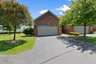 /international/us/830-boxwood-drive-munster-in-110100509729/