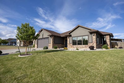 /international/us/629-osprey-boulevard-sheridan-wy-110108176181/