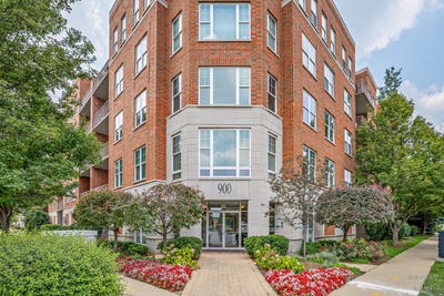 /international/us/900-lee-street-des-plaines-il-110101460077/?lang=fr