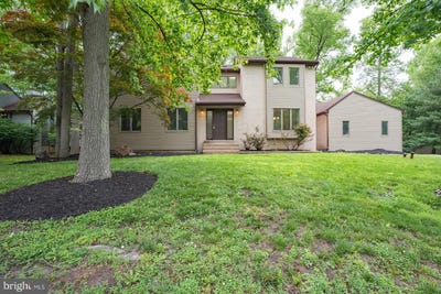 /international/us/491-kings-road-yardley-pa-110108334982/