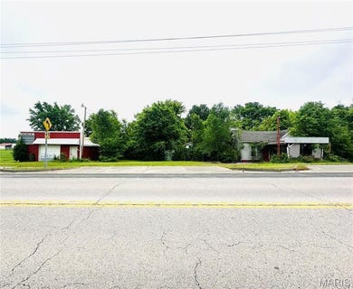 /international/us/14890-highway-63-s-vichy-mo-110108218543/