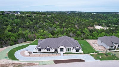 /international/us/3601-easy-money-st-leander-tx-110108470301/