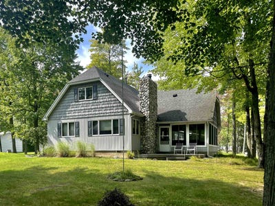 /international/us/3252-pinehurst-gladwin-mi-110099123966/
