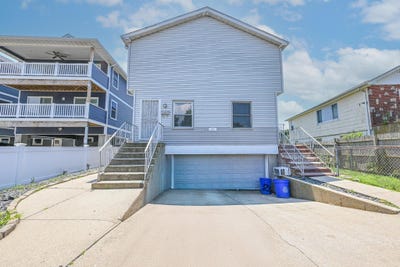 /international/us/20-e-pine-street-long-beach-ny-110097039651/