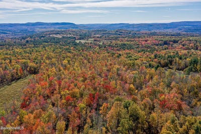 /international/us/sisson-hill-rd-new-marlborough-ma-110103028894/