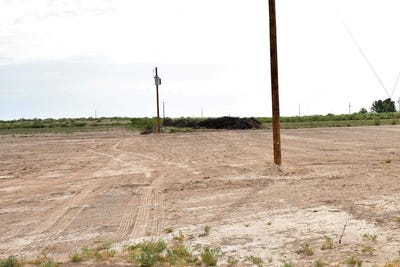 /international/us/168-county-road-404-pecos-tx-110097057625/