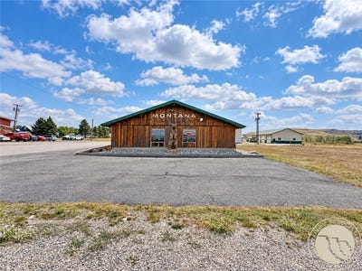 /international/us/519-w-1st-avenue-big-timber-mt-110109835114/