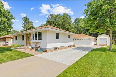 /international/us/1730-atlantic-street-maplewood-mn-110100026122/