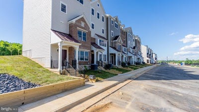 /international/us/968-orchard-ridge-place-woodstock-va-110109003864/