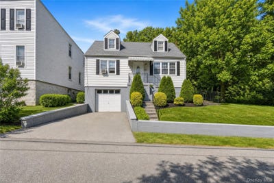 /international/us/137-morsemere-terrace-yonkers-ny-110107808902/