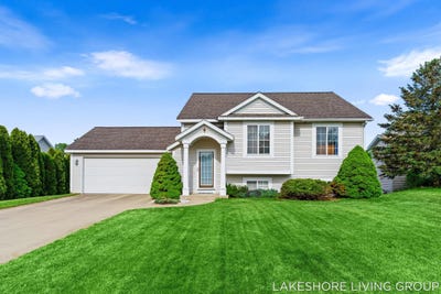 /international/us/3769-pine-meadow-drive-holland-mi-110108475716/