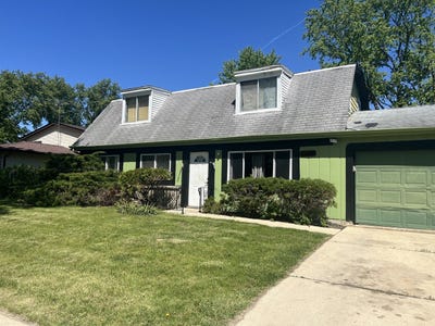 /international/us/22745-valley-drive-richton-park-il-110108888981/
