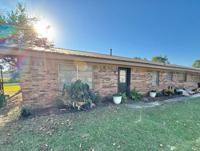 /international/us/109-russell-road-idabel-ok-110103074775/
