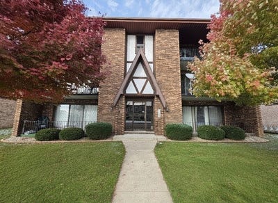 /international/us/4818-w-122nd-street-alsip-il-110107518780/