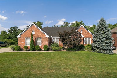 /international/us/2320-summerwoods-drive-hebron-ky-110101011640/