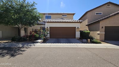 /international/us/10225-w-camelback-road-phoenix-az-110098667627/