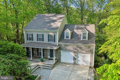 /international/us/15804-corwin-place-dumfries-va-110107576054/