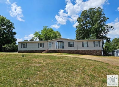 /international/us/97-southland-dr-martinsville-va-110107572518/