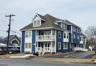 /international/us/1030-south-ave-westfield-town-nj-110106951736/