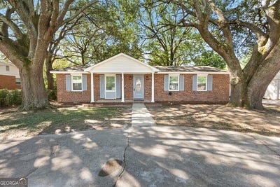 /international/us/114-karen-drive-warner-robins-ga-110108498065/