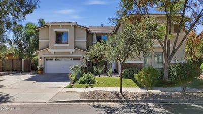/international/us/18525-e-purple-sage-drive-queen-creek-az-110120055768/