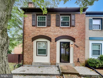 /international/us/14849-leicester-court-centreville-va-110094797141/