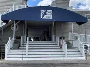 /international/us/175-bonnet-point-road-narragansett-ri-110100806774/