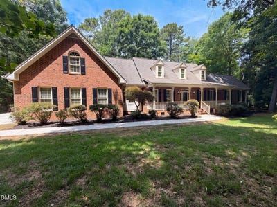 /international/us/6216-acorn-ridge-trail-hillsborough-nc-110110375766/