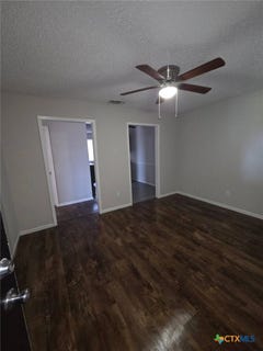 /international/us/4302-lake-road-killeen-tx-110108208383/