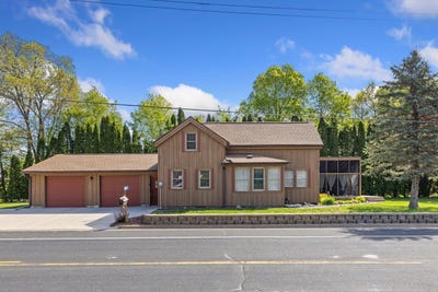 /international/us/46652-riverview-dr-la-crescent-mn-110107206433/