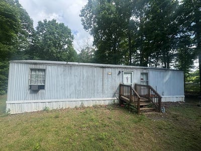 /international/us/269-213-snail-creek-rd-green-bay-va-110105699168/