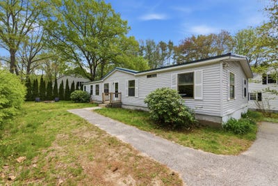 /international/us/1-boundary-way-kennebunk-me-110108344413/