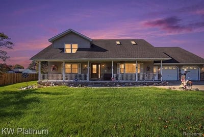 /international/us/3219-stonybrook-lane-port-huron-twp-al-110120551797/