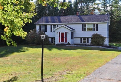 /international/us/30-pine-grove-avenue-glenburn-me-110120486535/