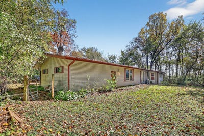 /international/us/21364-burr-oak-road-harvard-il-110104162167/