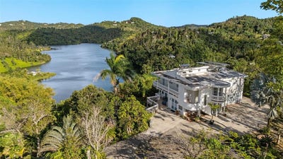 /international/us/carretera-742-km-2-3-sector-las-villas-bo-carite-guayama-pr-110107261040/