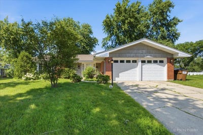 /international/us/23w222-westchester-court-glen-ellyn-il-110108976320/
