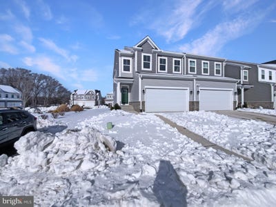 /international/us/6511-wild-orchid-court-fredericksburg-va-110105359476/