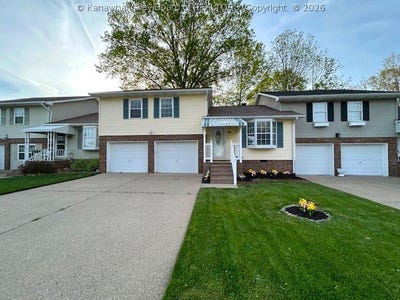 /international/us/15-cobblestone-lane-huntington-wv-110104516044/
