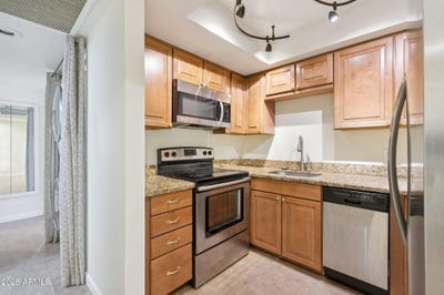 /international/us/17-e-ruth-avenue-phoenix-az-110101057886/?lang=en