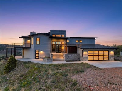 /international/us/2111-vantage-cir-spearfish-sd-110108078324/