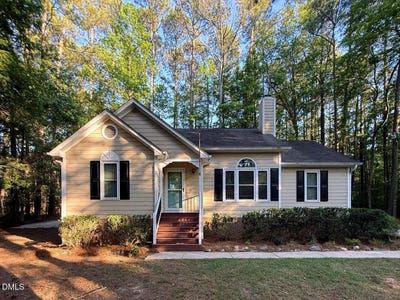 /international/us/213-long-needle-drive-clayton-nc-110108547854/
