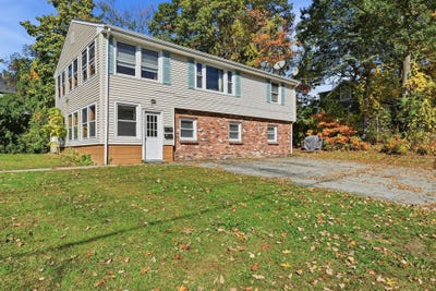 /international/us/37-walsh-ave-auburn-ma-110120766886/