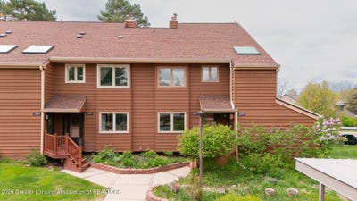 /international/us/2457-s-wild-blossom-court-east-lansing-mi-110107783986/