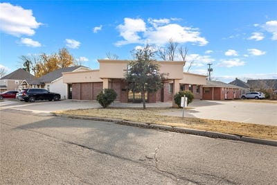 /international/us/424-n-state-street-weatherford-ok-110104581367/